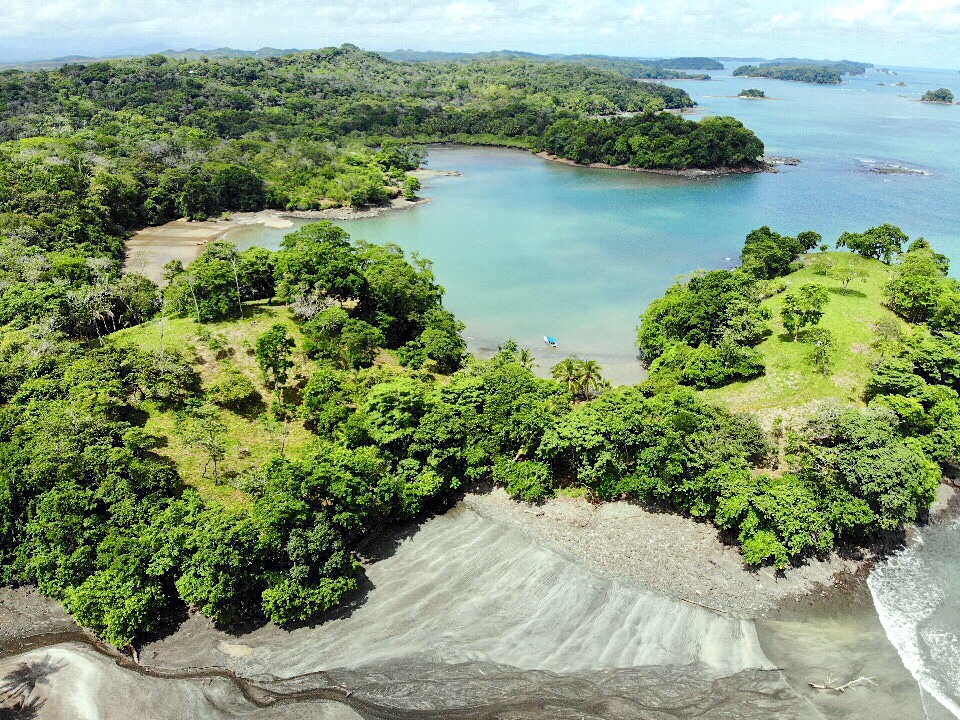 Isla Brava Panama, Central America Private Islands for Sale
