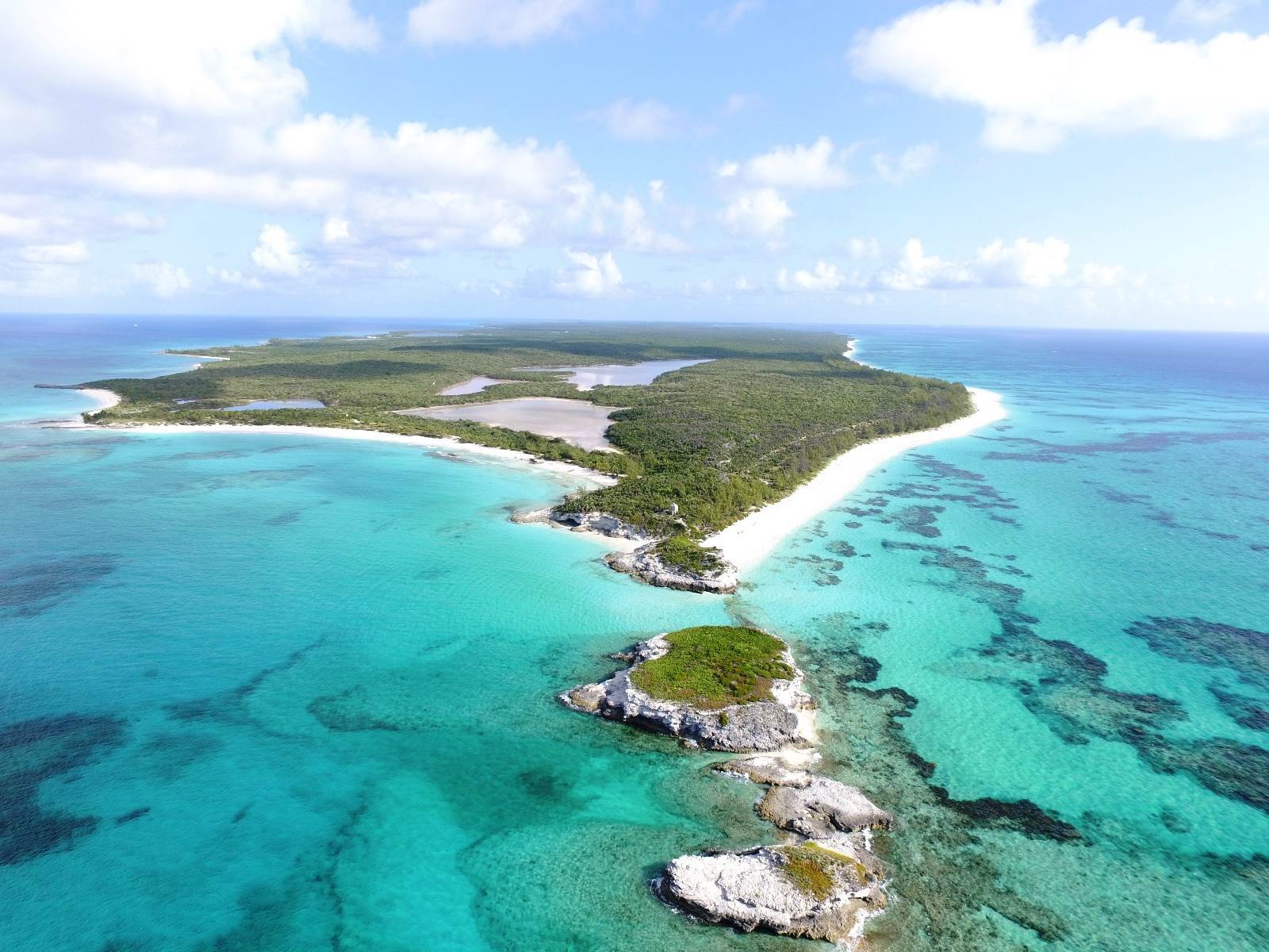 Islands for Sale in The Exumas, Caribbean, Bahamas