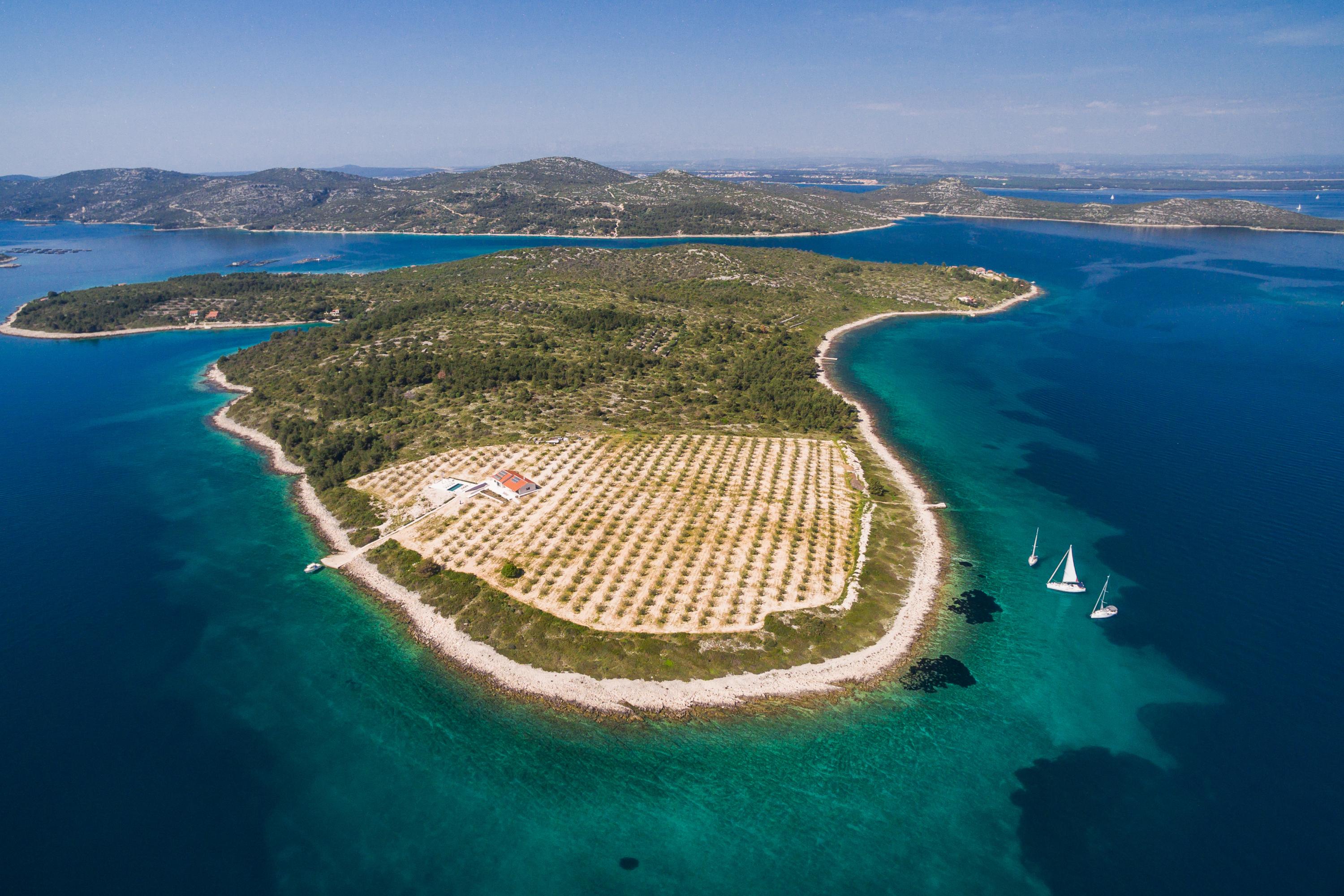 Zizanj Island Seafront Villas