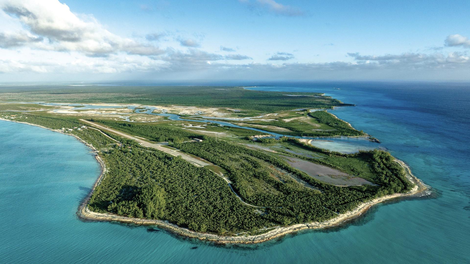 Hawk s Nest Resort and Marina