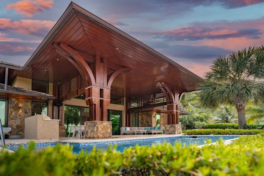 Cheemaun Villa, Oil Nut Bay
