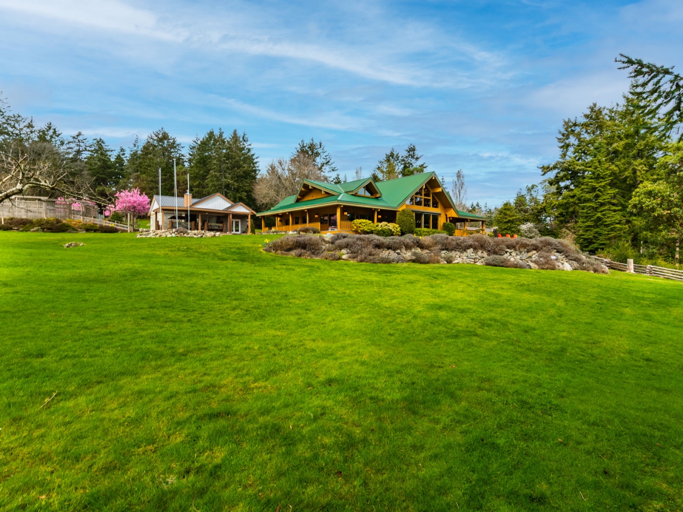 23 acres on Gabriola Island British Columbia, Canada Private
