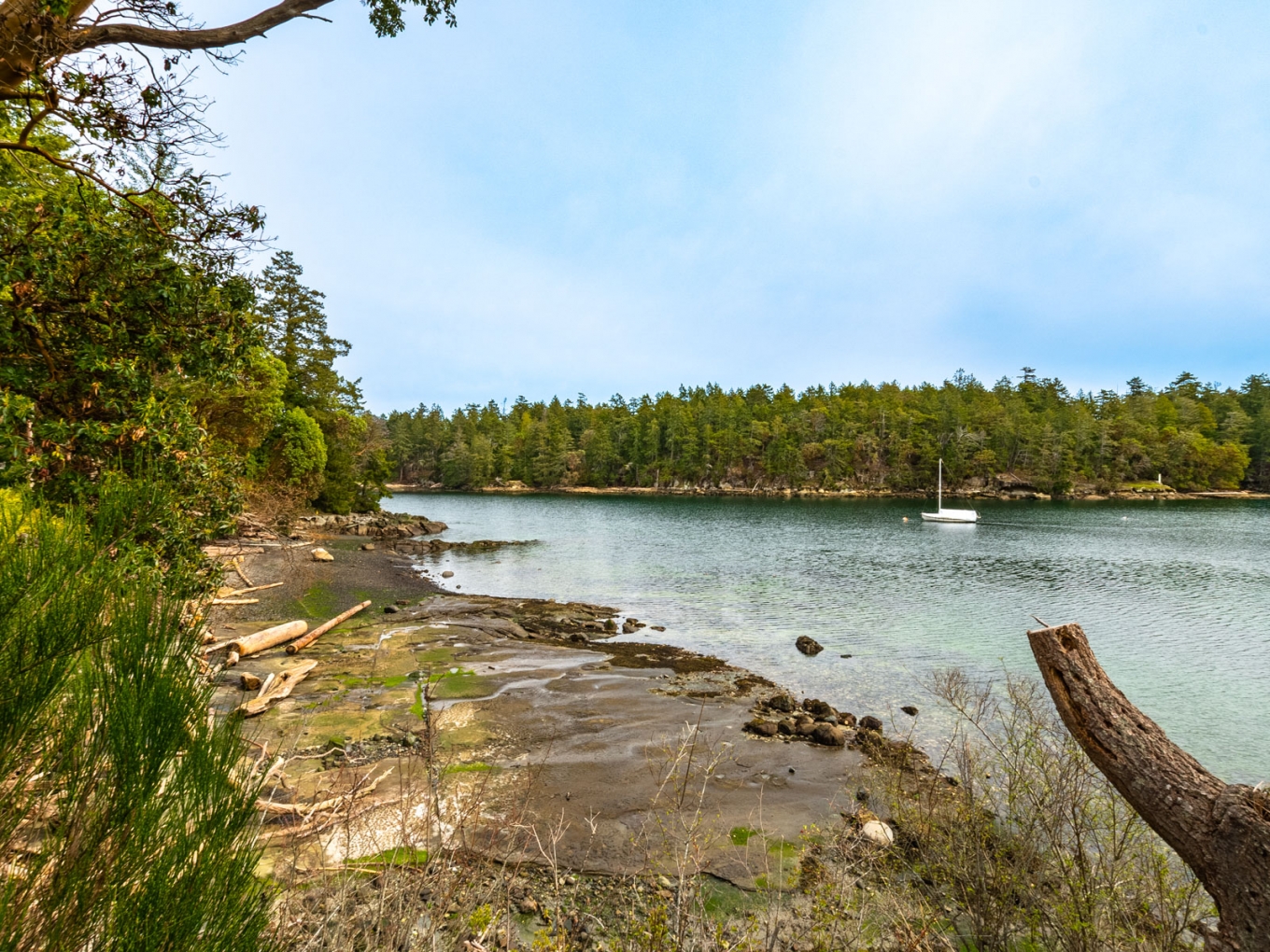 23 acres on Gabriola Island British Columbia, Canada Private