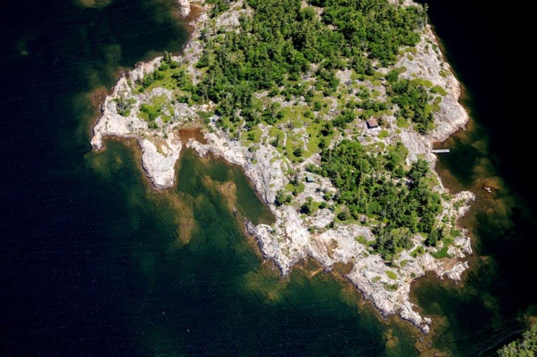 island image