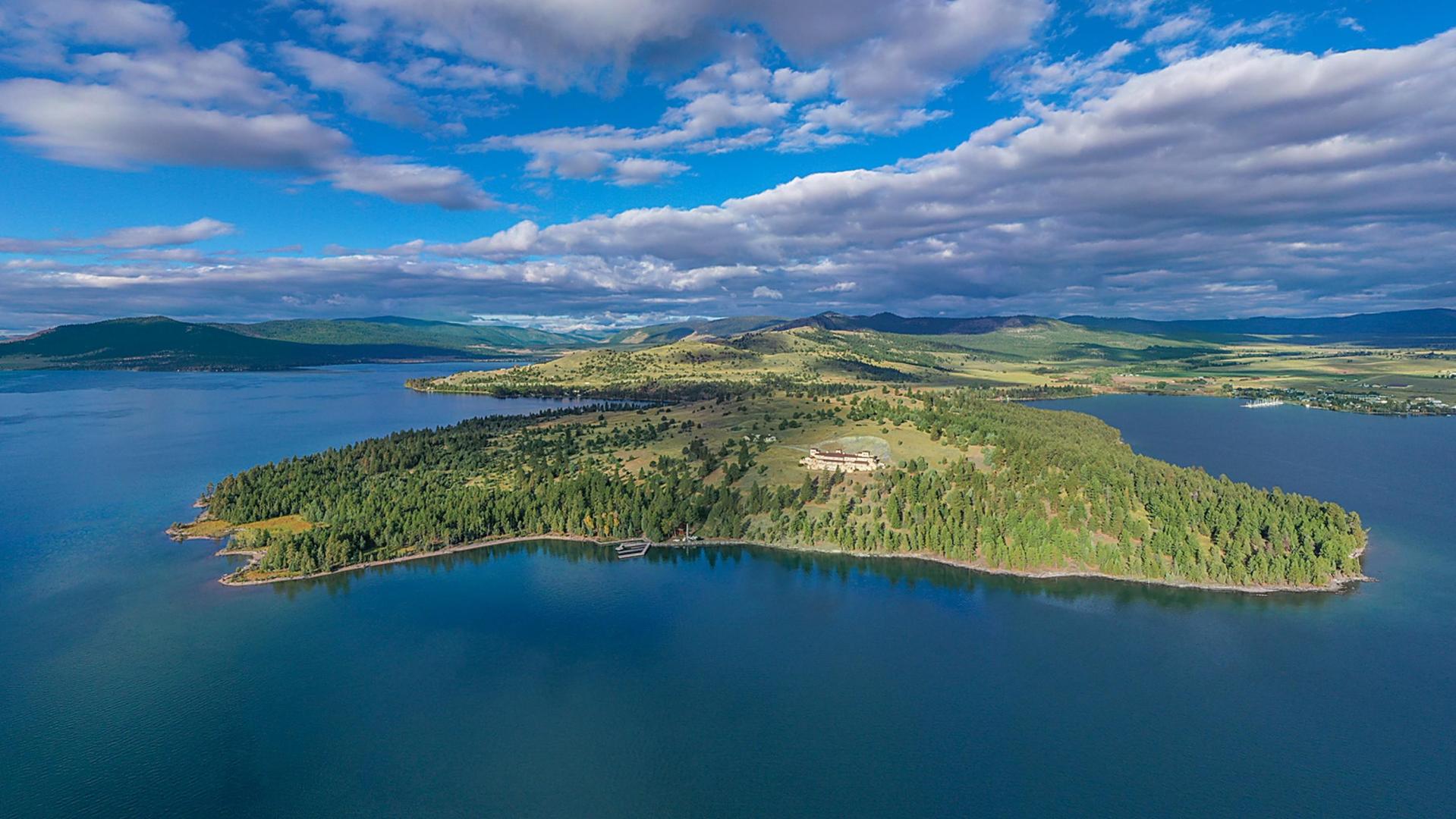 Cromwell Island – Private island in Montana, United States