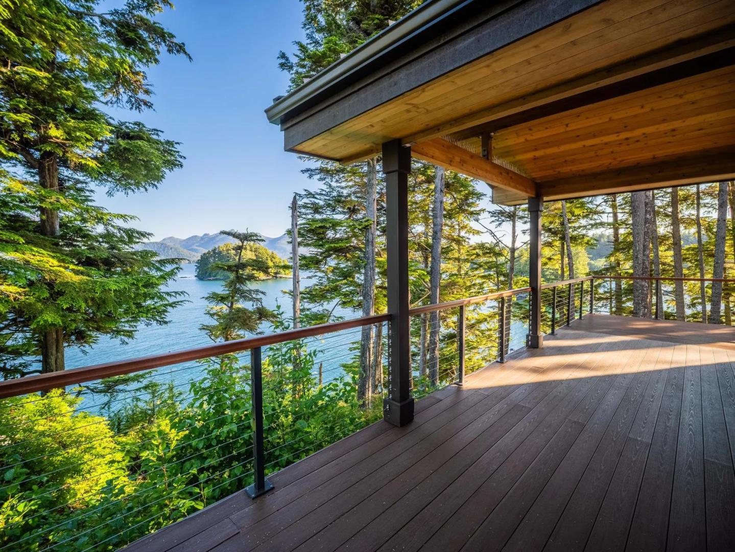 Guckers Island – Private island in Alaska, United States