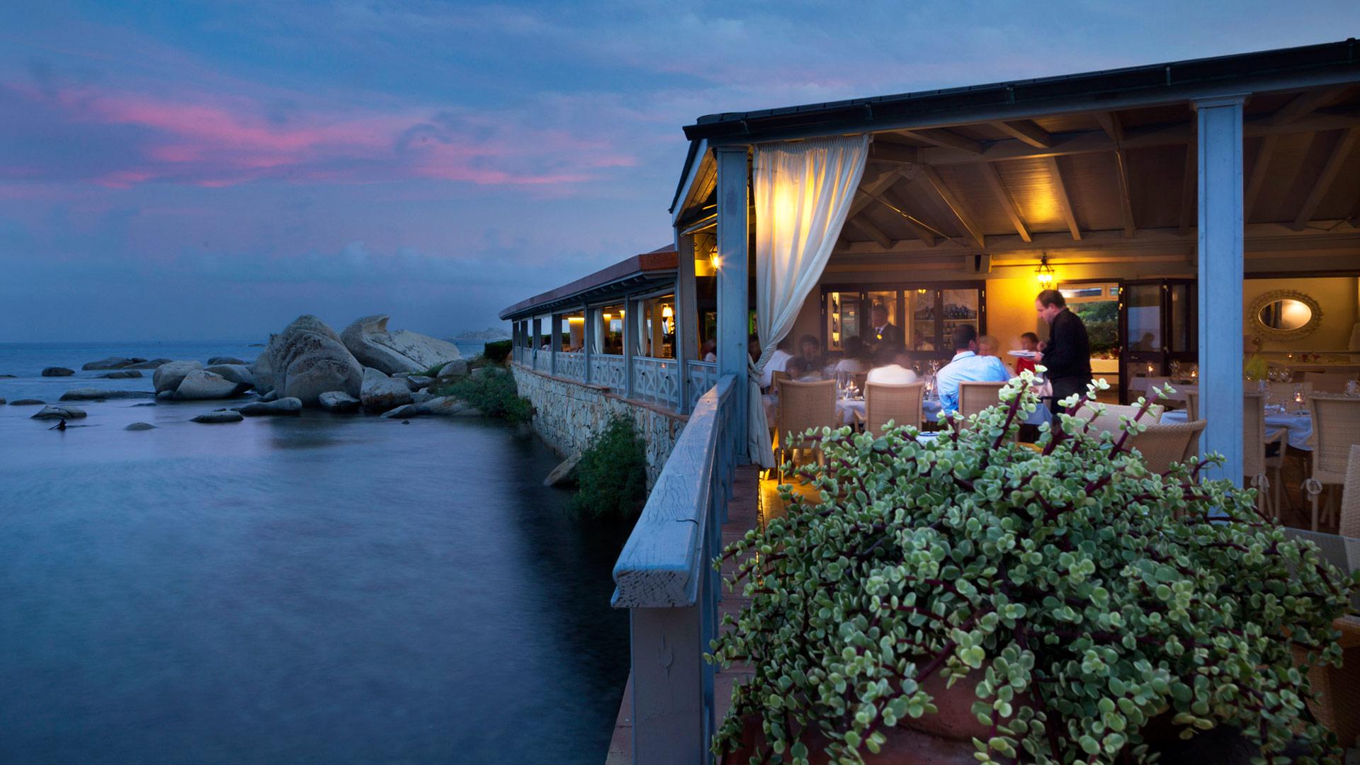 Hotel and Spa des P&ecirc;cheurs image