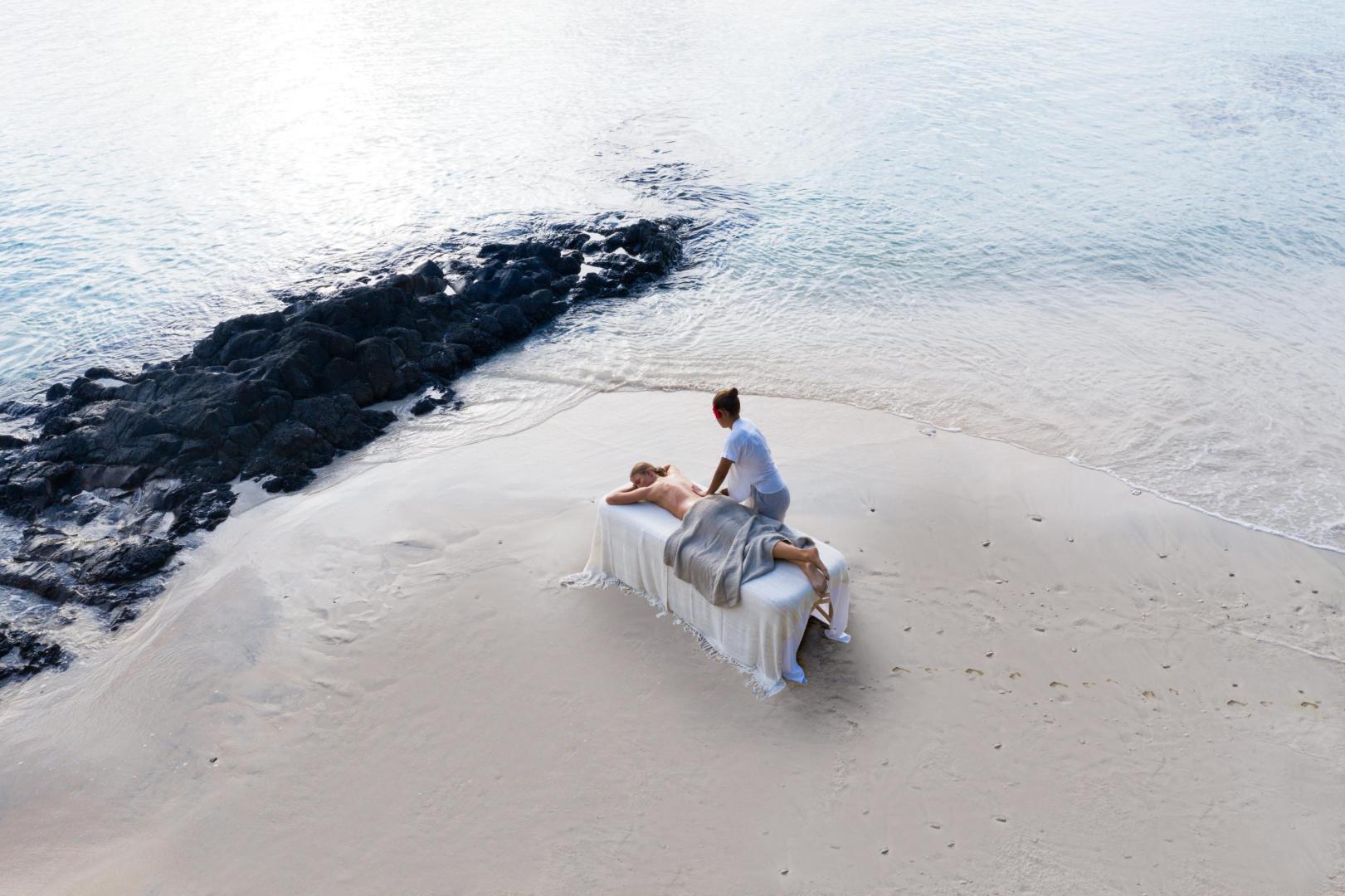 Kokomo Private Island image