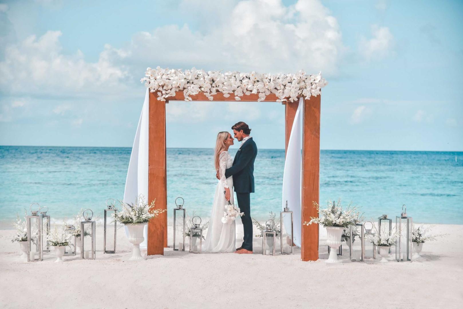 Raffles Maldives Meradhoo image