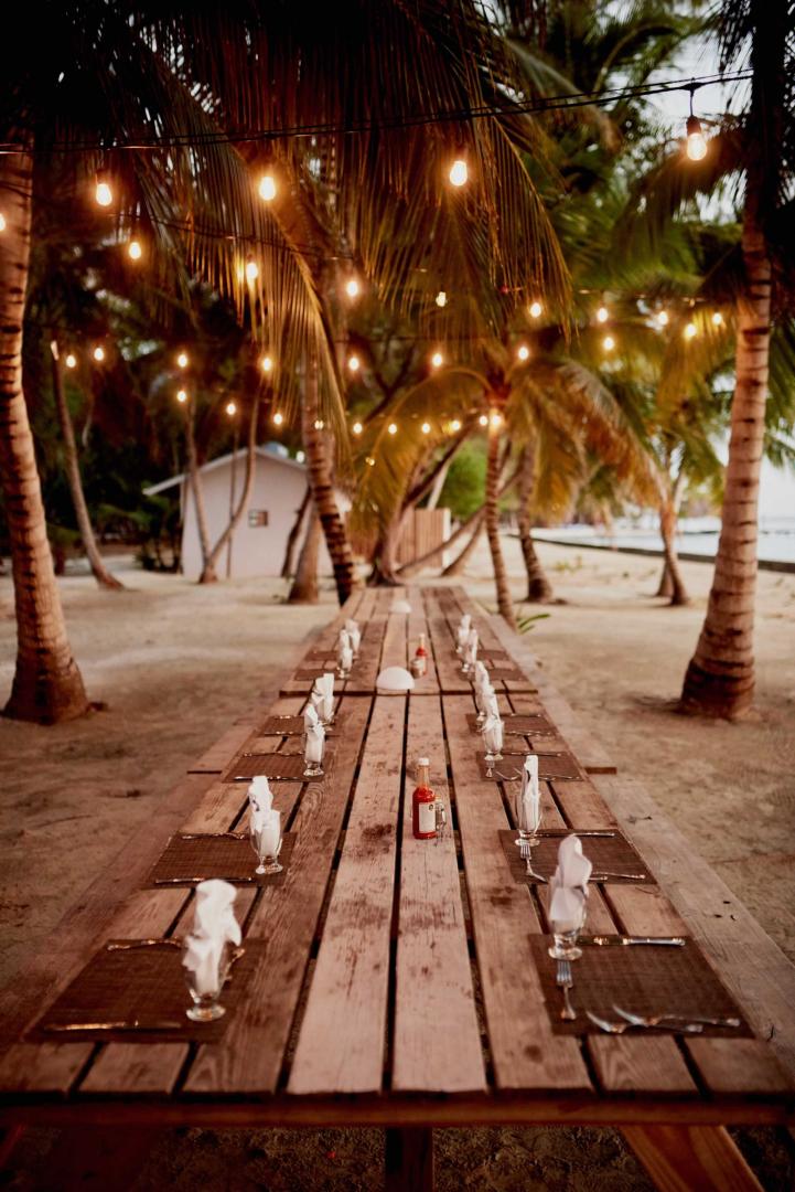 Thatch Caye image