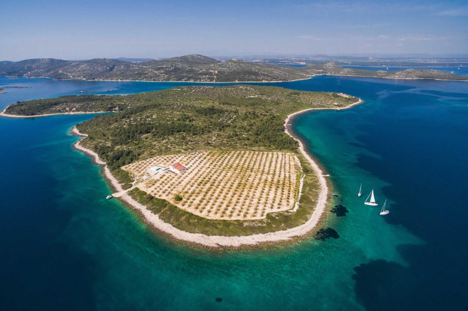 Zizanj Island image