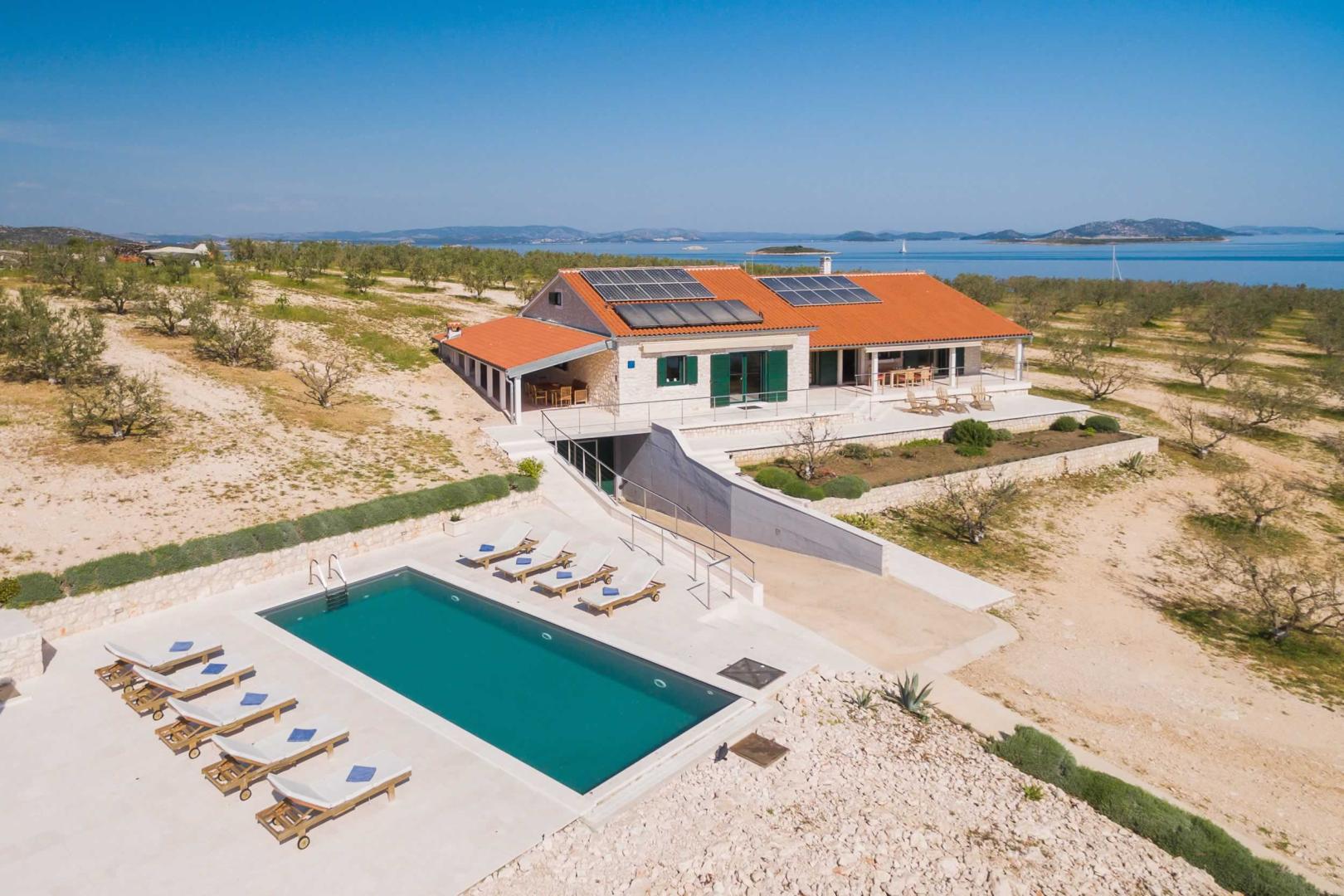 Zizanj Island image
