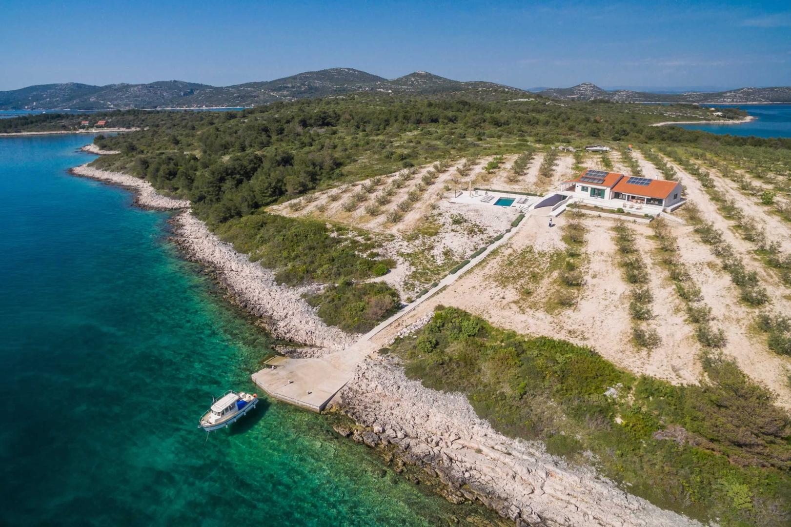 Zizanj Island image