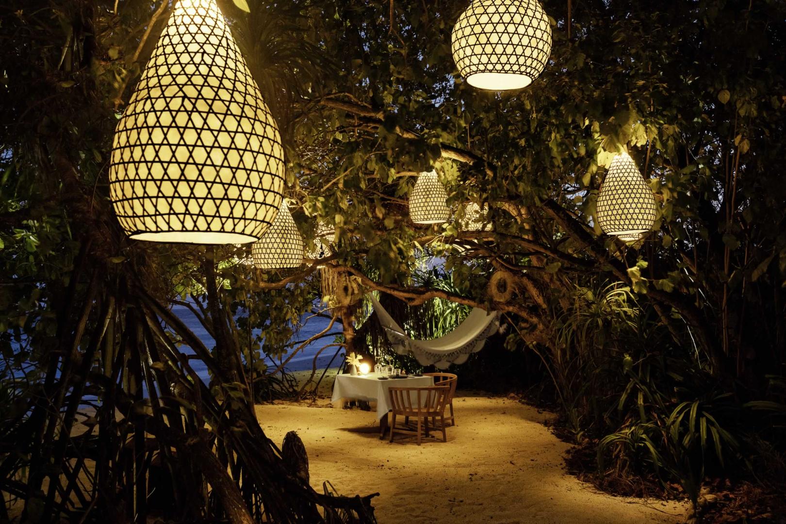 Kudadoo Private Island image