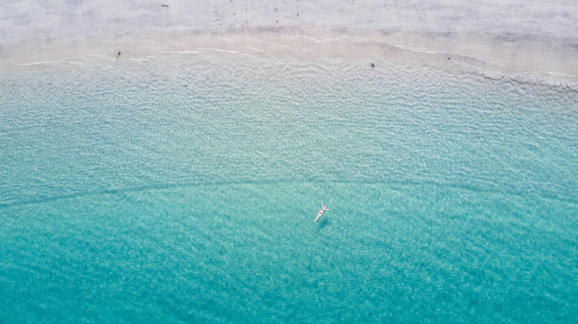 Slipper Island image