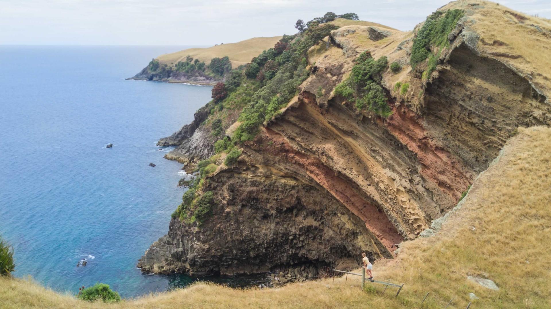 Slipper Island image