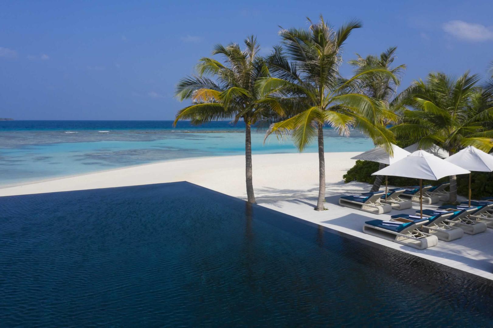 Movenpick Resort Kuredhivaru Maldives image