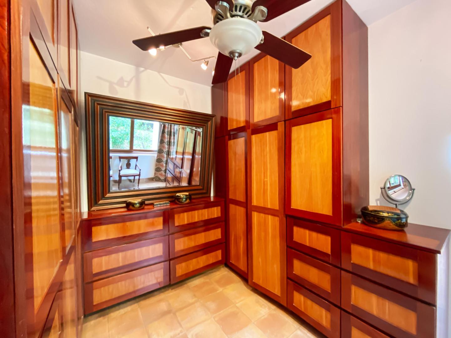 Hawks Nest Seaside Oasis image