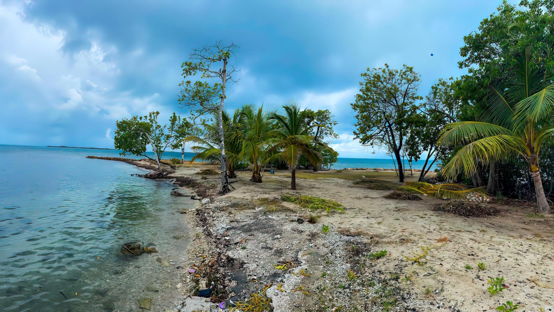 South Saddle Caye – Private island in Belize, Central America