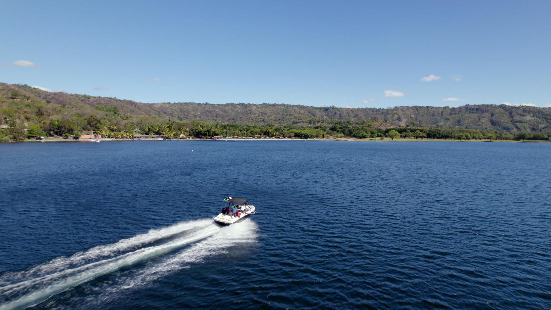 Love Island – Private island in El Salvador, Central America