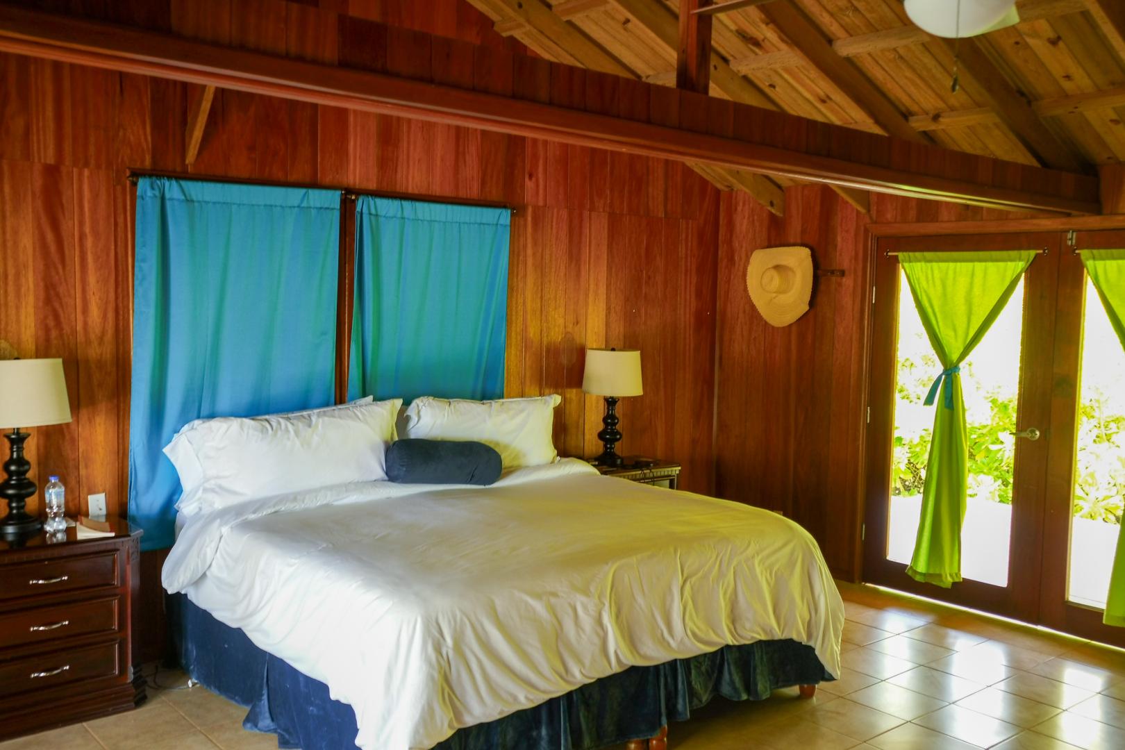 Clarks Cay – Private island in Honduras, Central America
