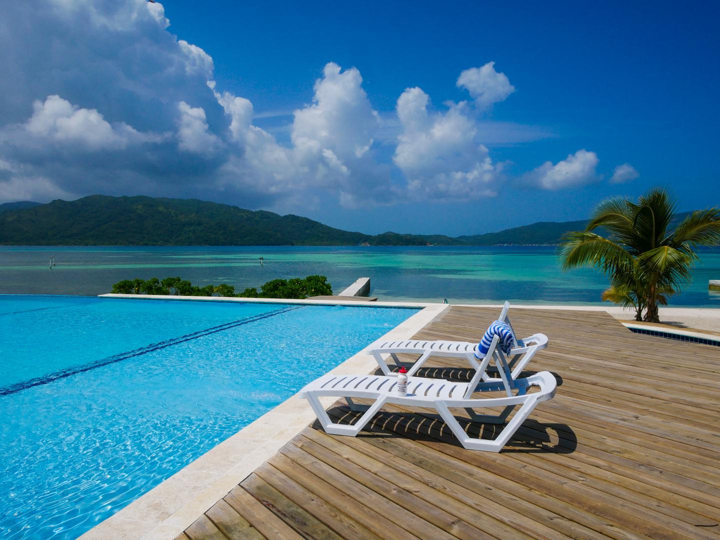 Clarks Cay – Private island in Honduras, Central America