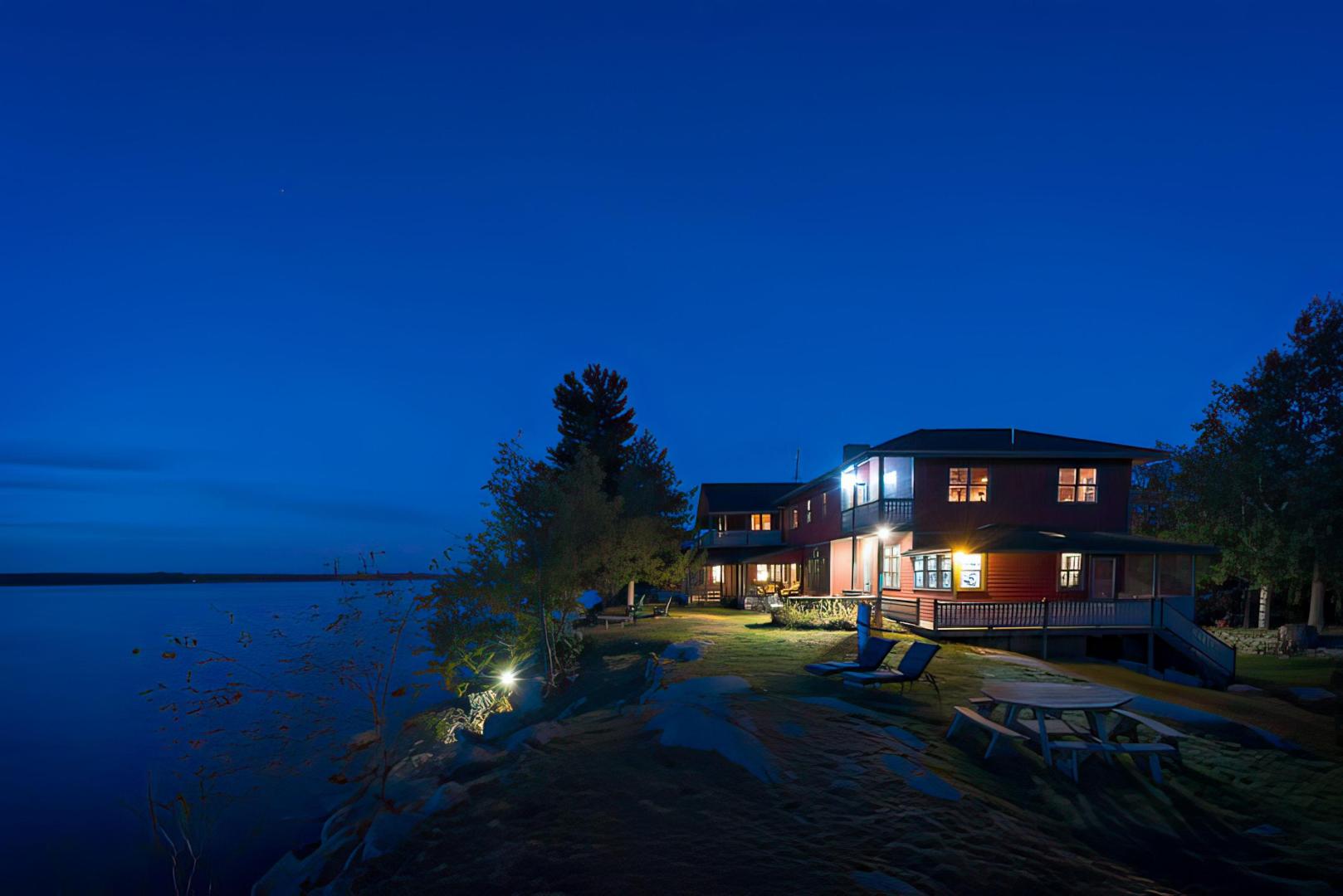 Whiskey Island Lodge – Private island in New York, United States