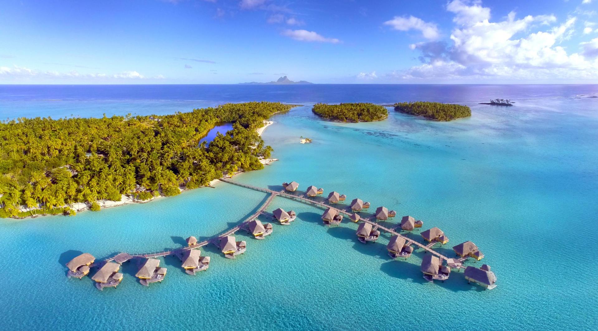 Le Taha'a – Private island in French Polynesia, South Pacific