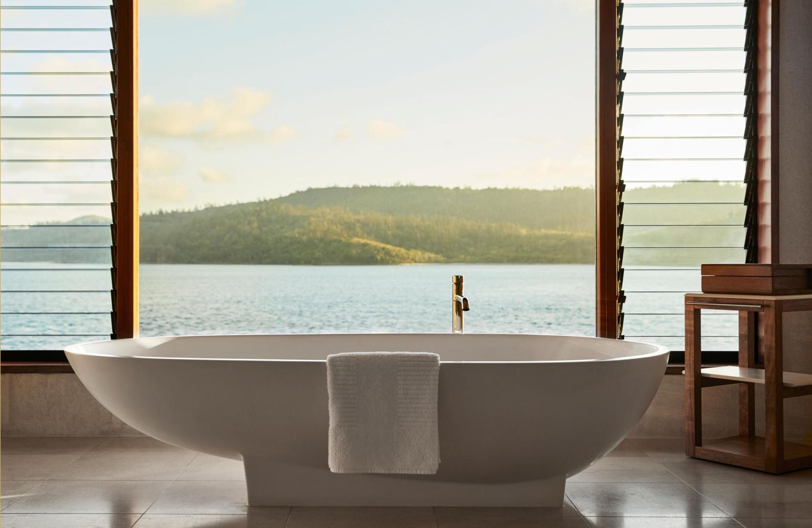 Hamilton Island Yacht Club Villas – Private island in Australia, South Pacific