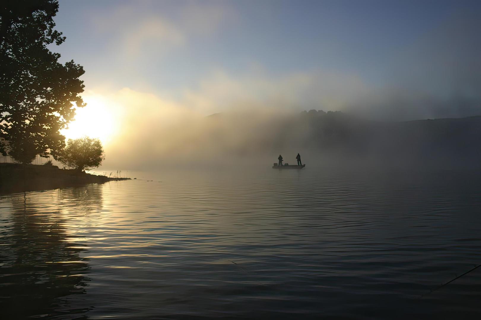 Cedar Lake Fishing  Lodge – Private island in Ontario, Canada