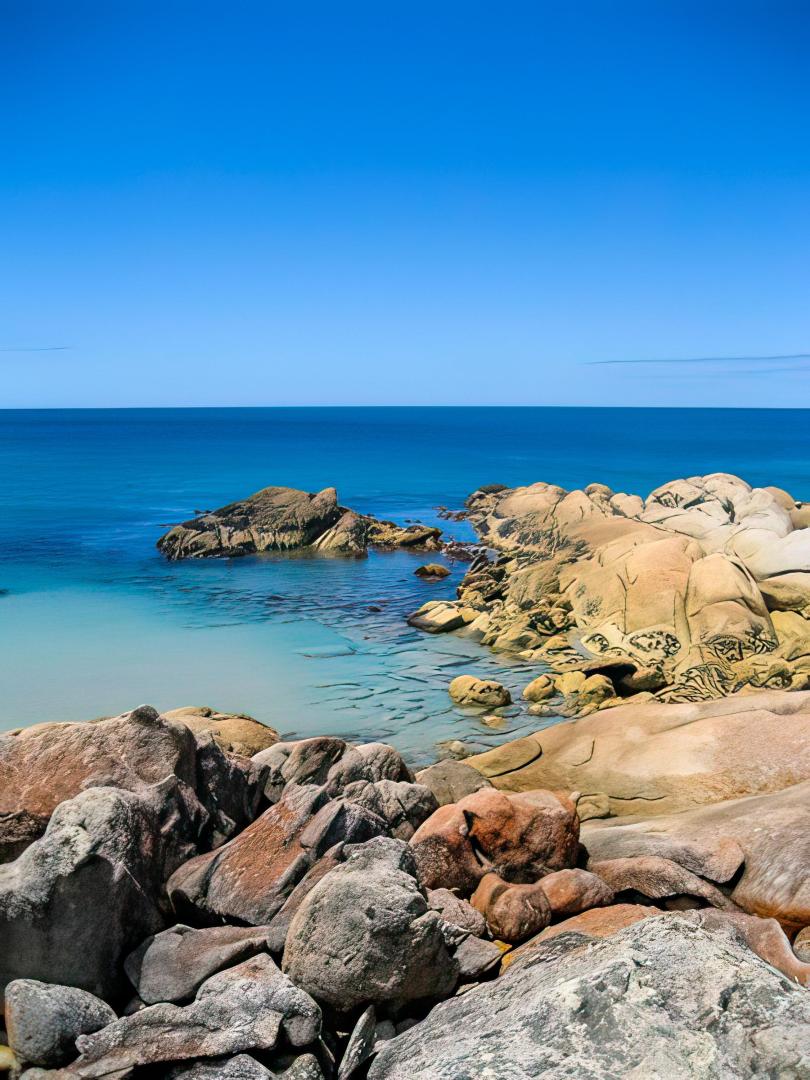 Three Hummock Island – Private island in Australia, South Pacific