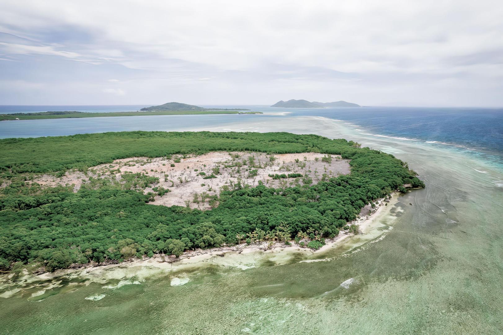 Rose Cay – Private island in Honduras, Central America