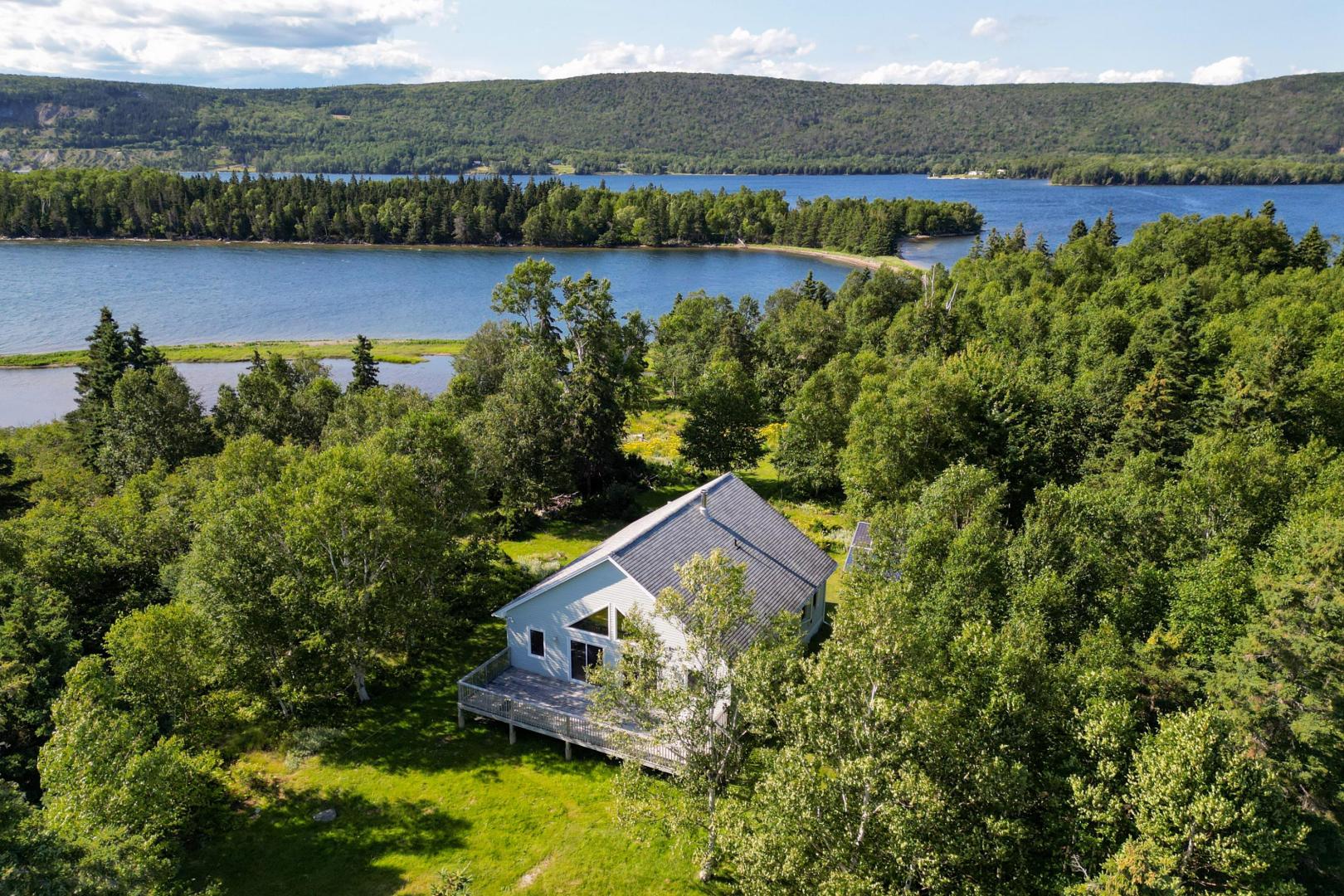 Cameron Island – Private island in Nova Scotia, Canada