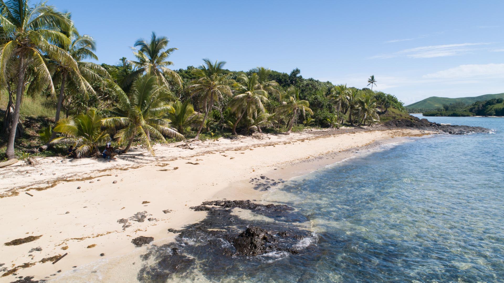 Nanuyasesara & Nanuyabuli Islands – Private island in Fiji, South Pacific
