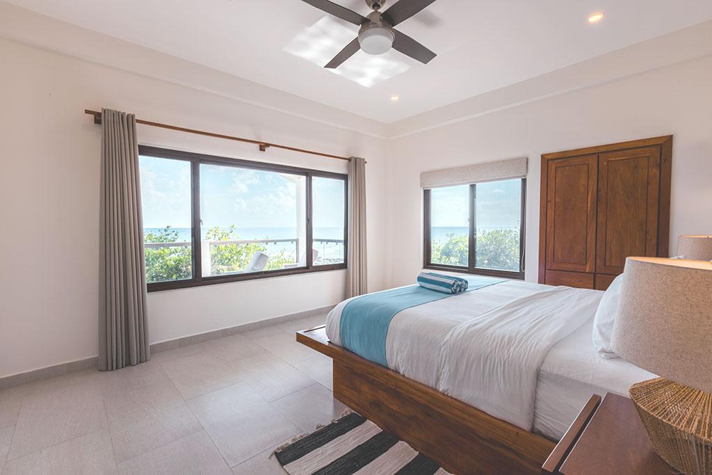 Manta Island Resort – Private island in Belize, Central America