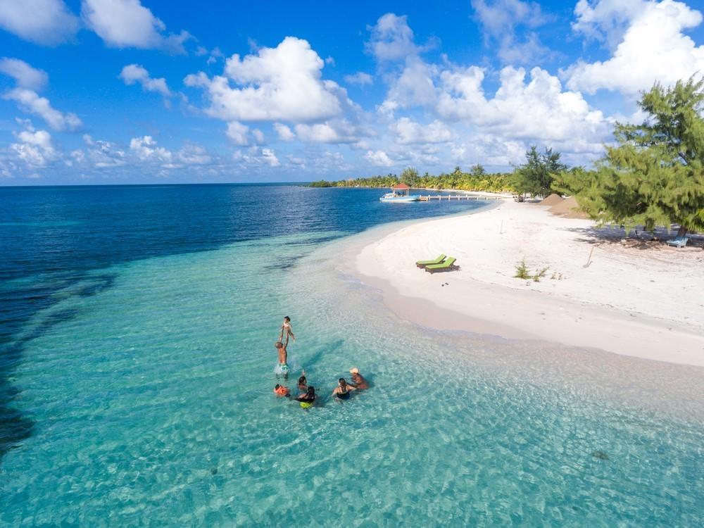 Manta Island Resort – Private island in Belize, Central America