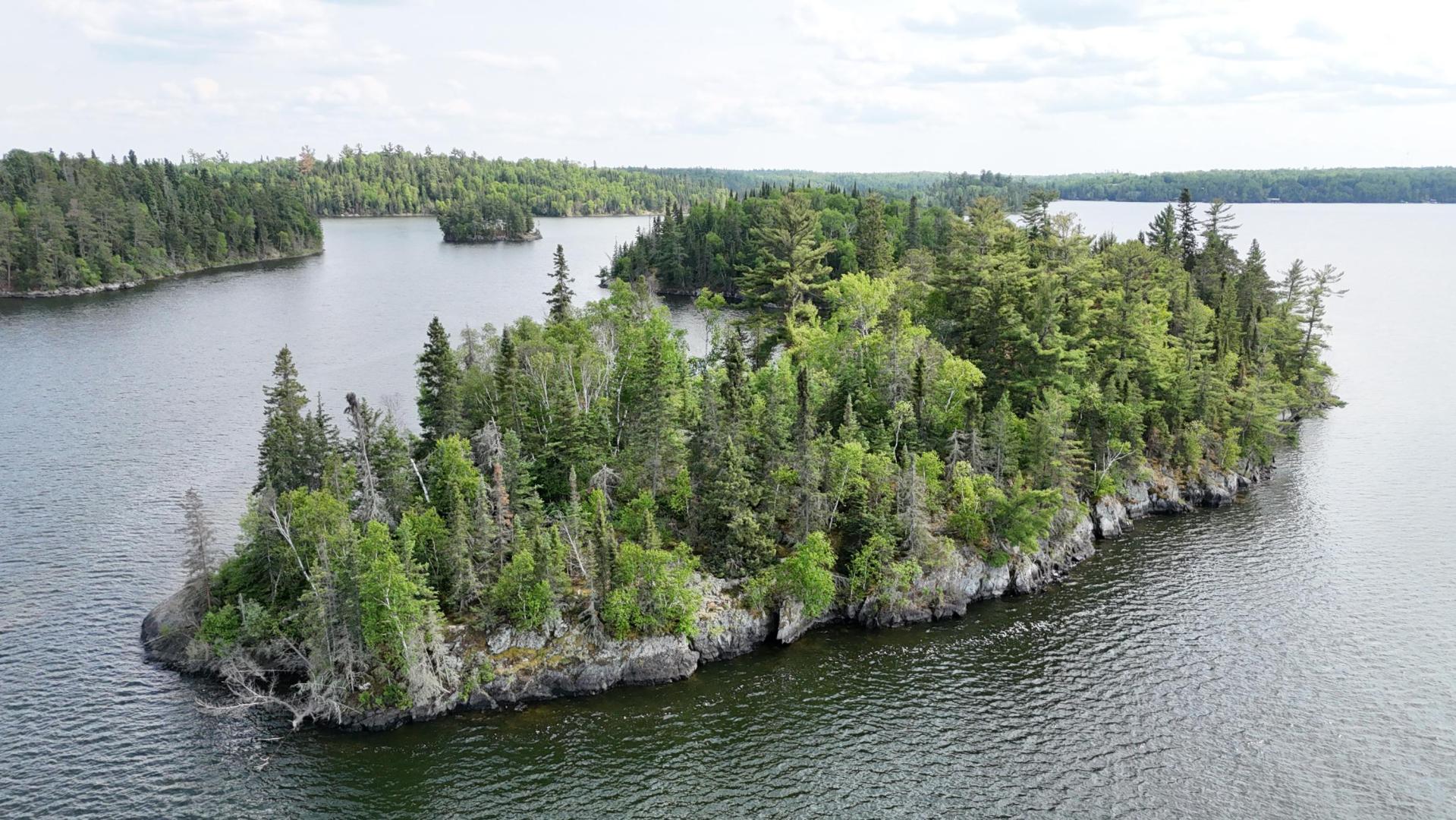 Poplar Bay Island Lake of the Woods – Private island in Northern Ontario, Ontario, Canada