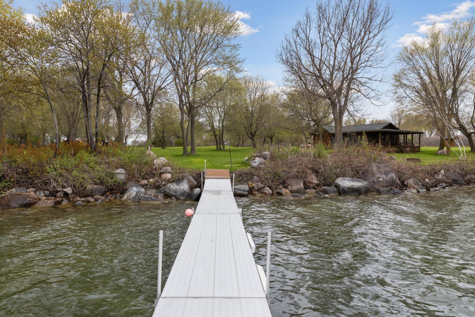 Pelican Island – Private island in Minnesota, United States