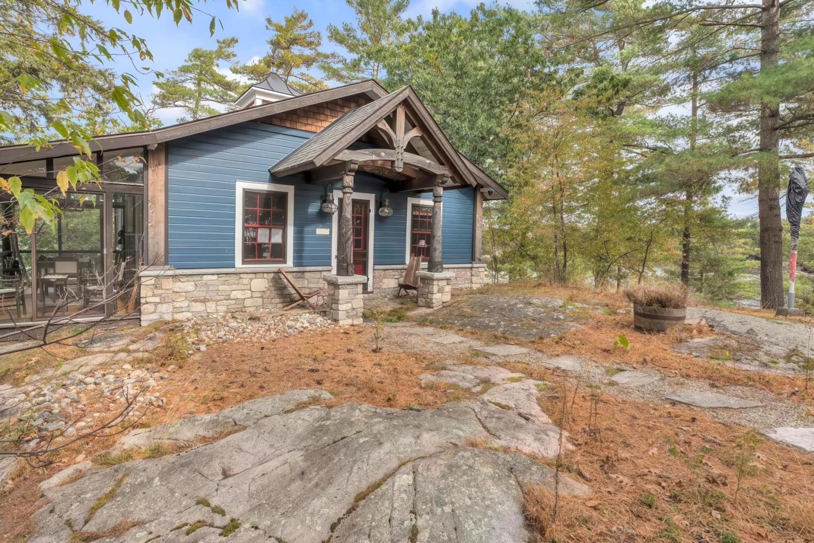 Baby Tar Island – Private island in Eastern Ontario, Ontario, Canada