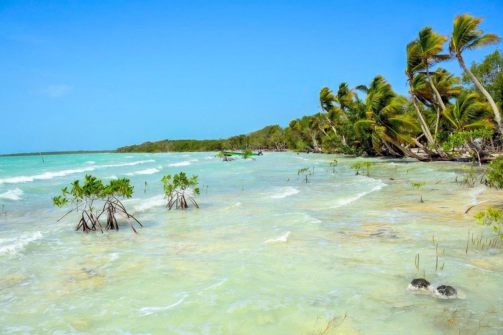 Cayo Violín – Private island in Mexico, Central America