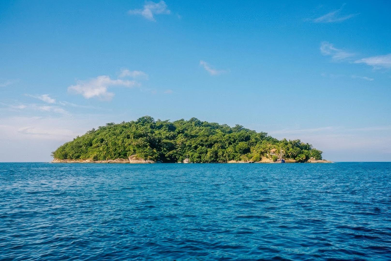 Coconut Island – Private island in Brazil, South America