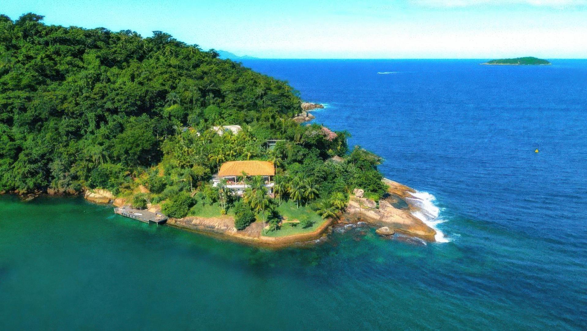 Coconut Island – Private island in Brazil, South America