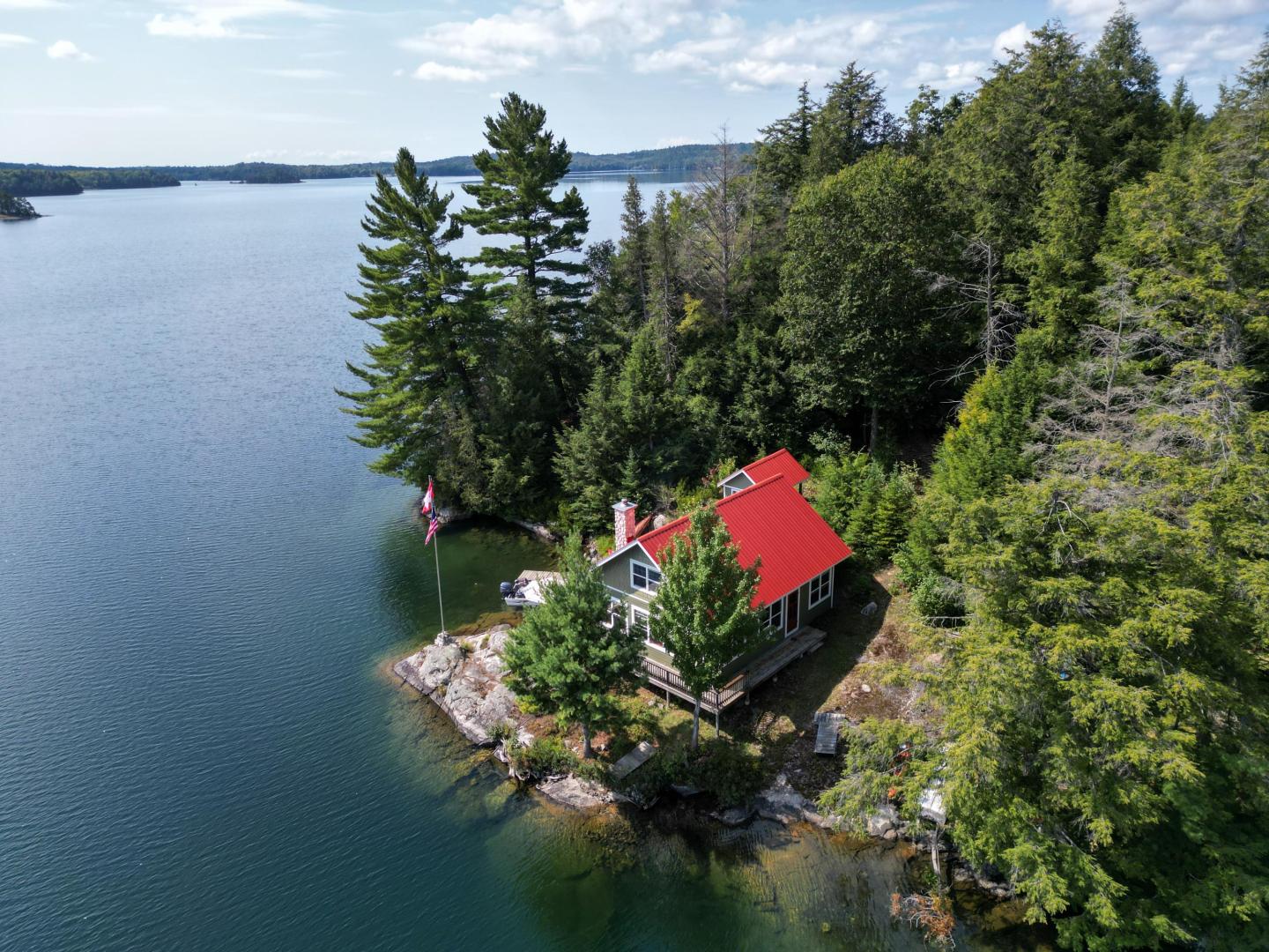 Chiblow Lake Island – Private island in Northern Ontario, Ontario, Canada