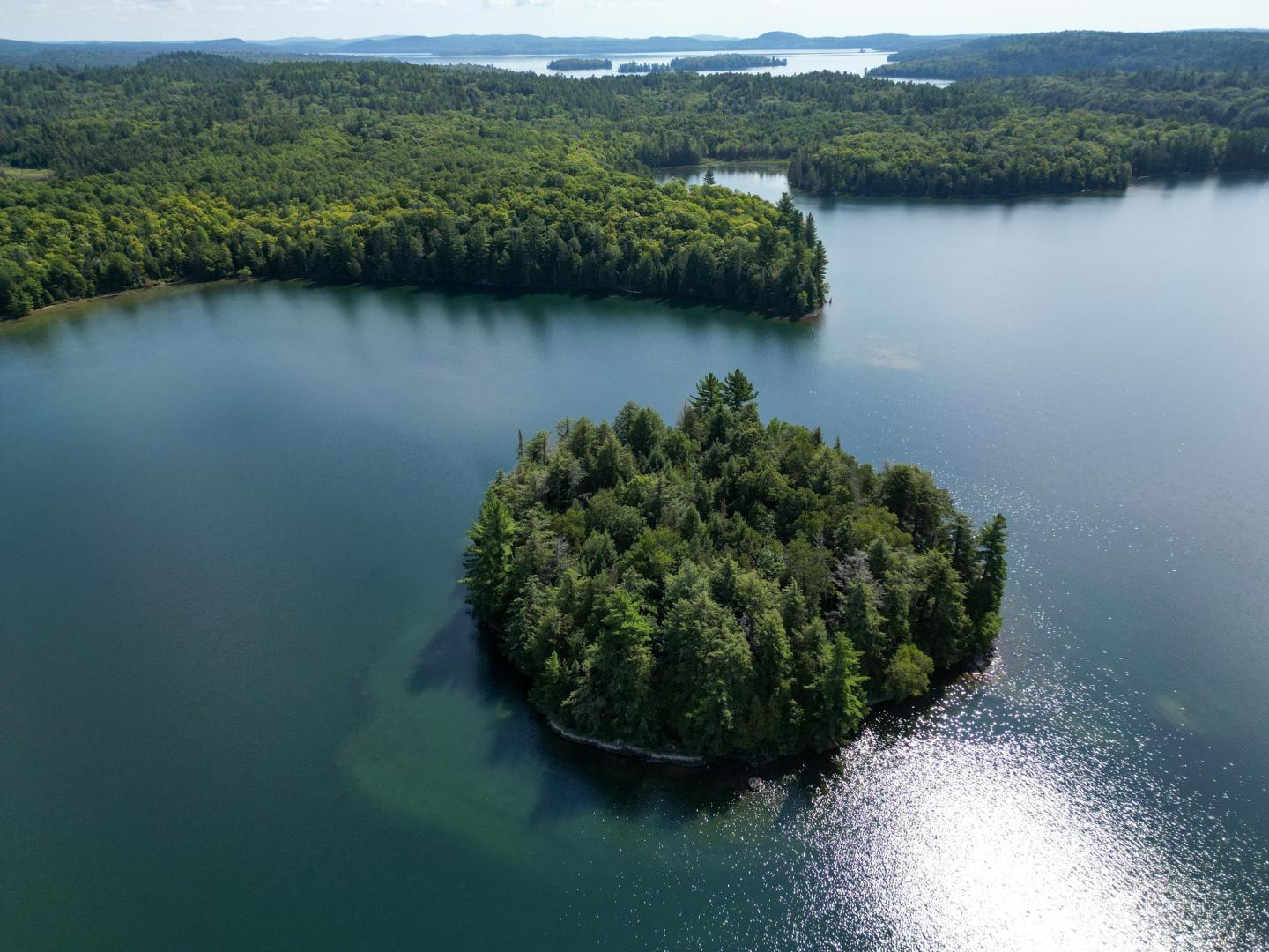 Chiblow Lake Island – Private island in Northern Ontario, Ontario, Canada
