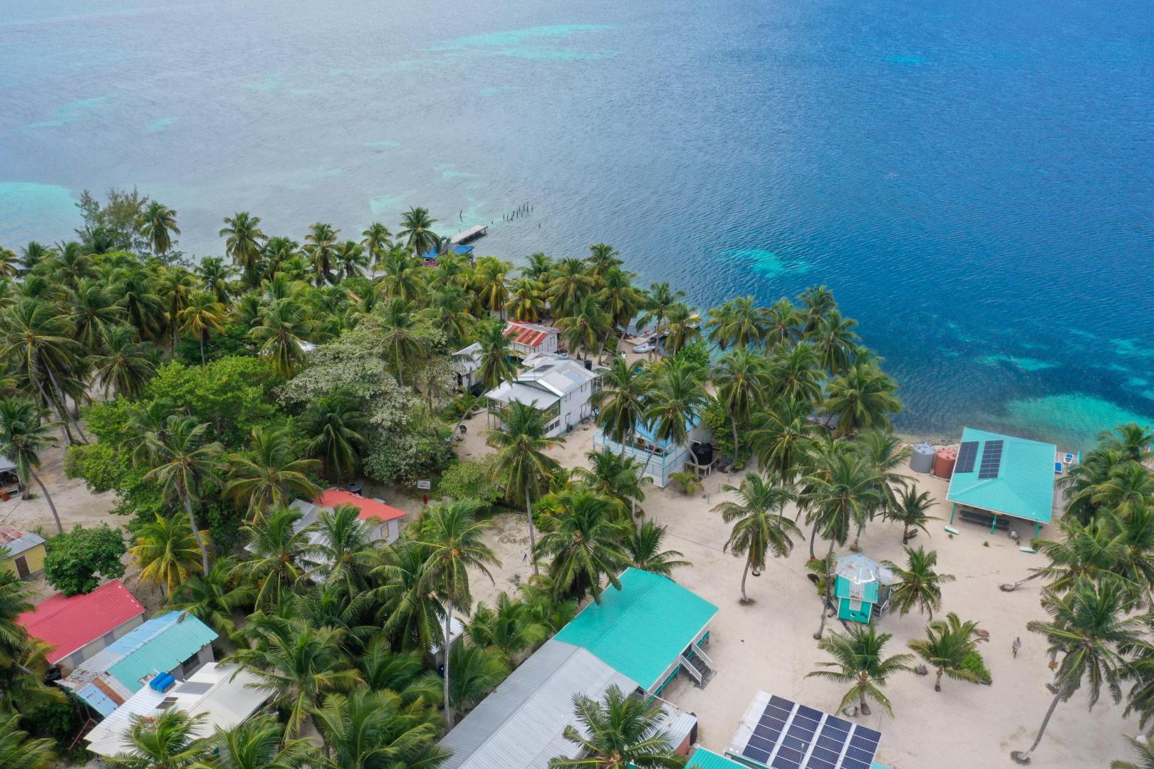 Tobacco Caye Lot – Private island in Belize, Central America