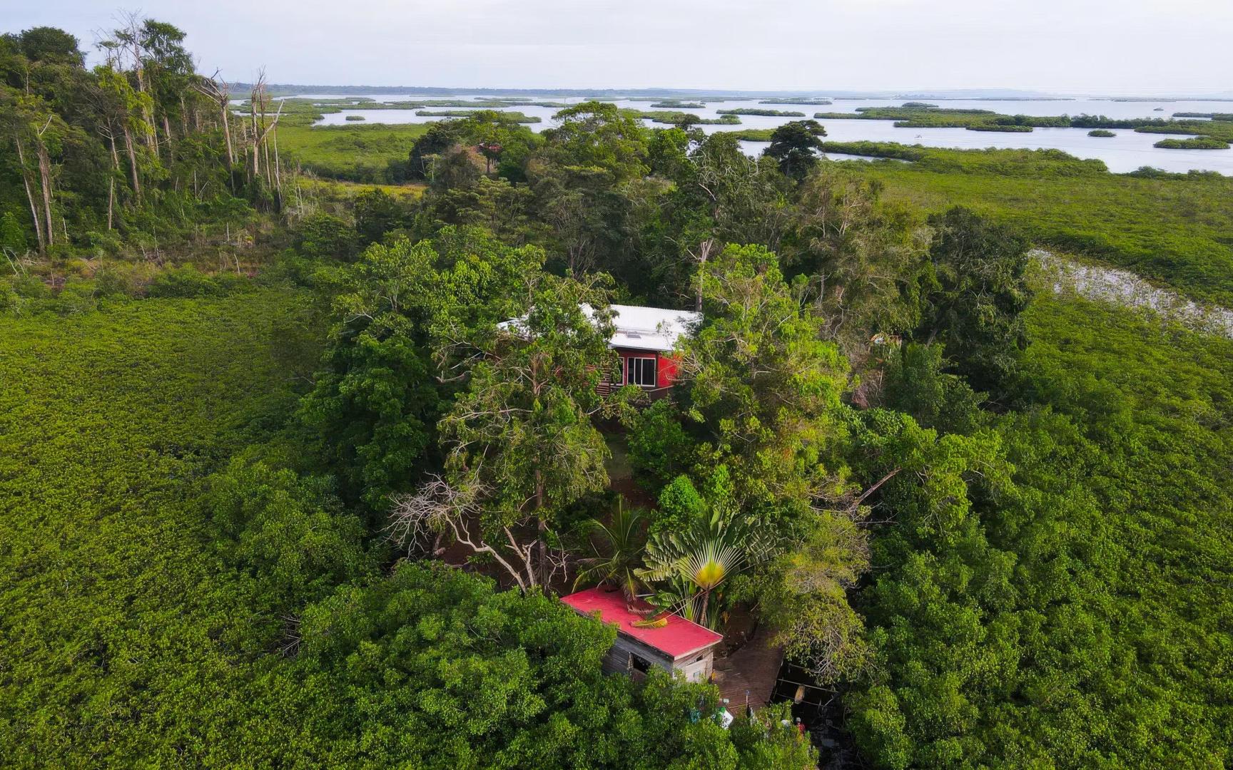 Discovery Bay – Private island in Panama, Central America