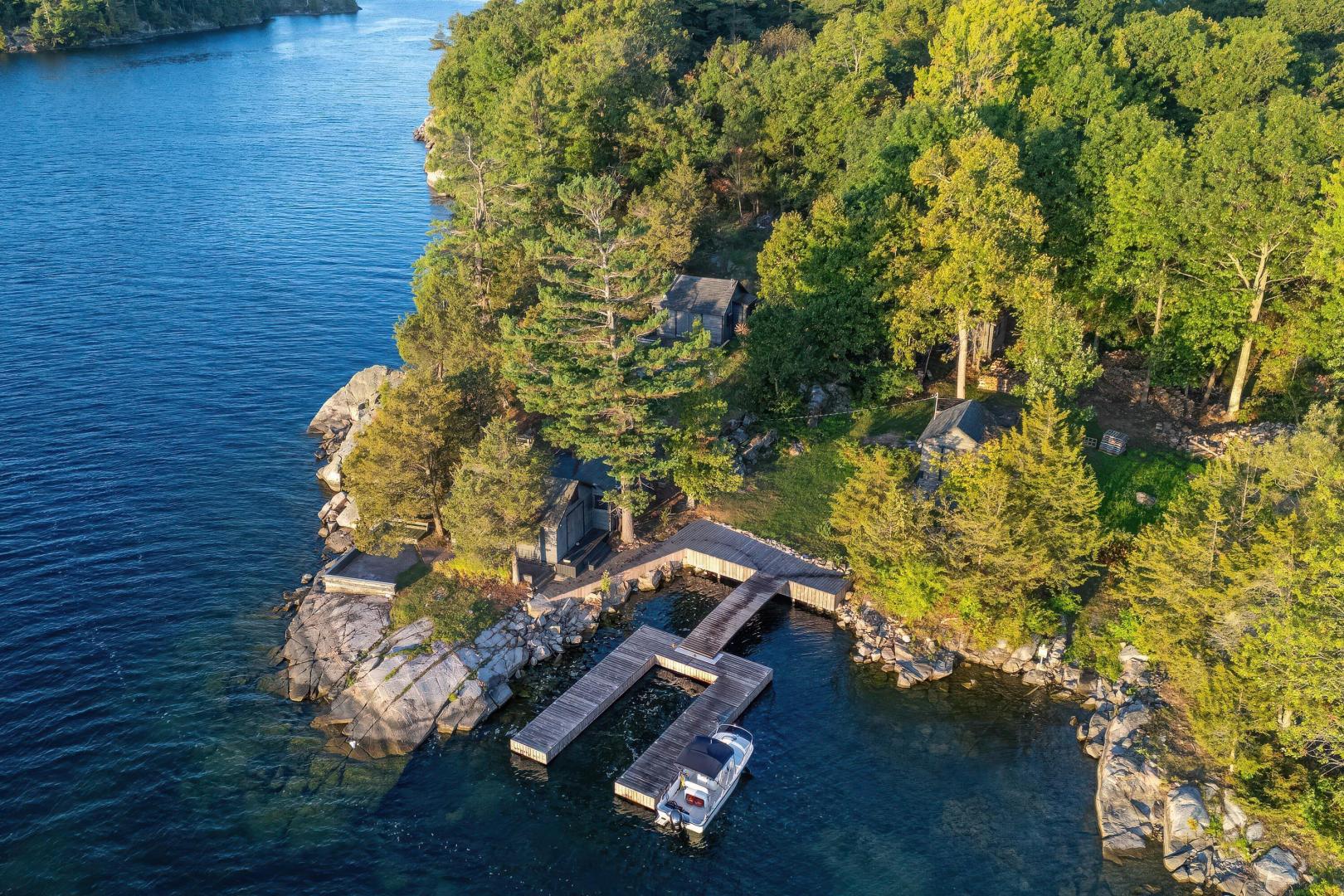Dumfounder Island – Private island in Eastern Ontario, Ontario, Canada