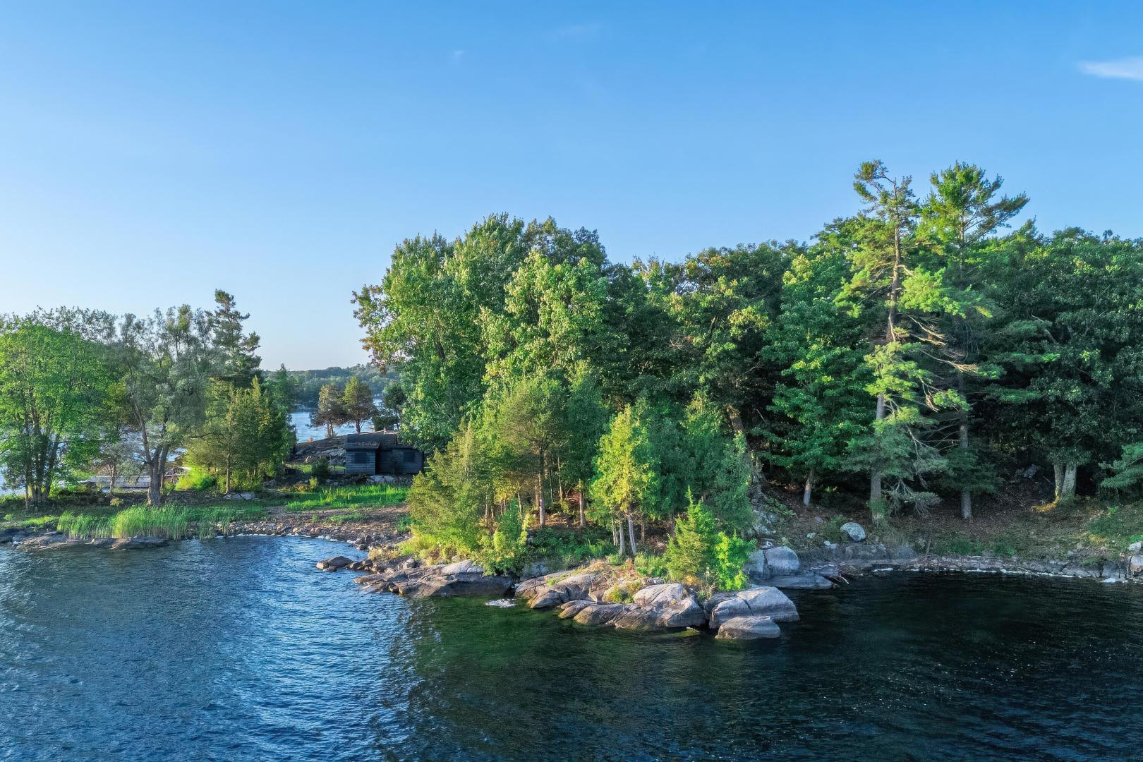 Dumfounder Island – Private island in Eastern Ontario, Ontario, Canada