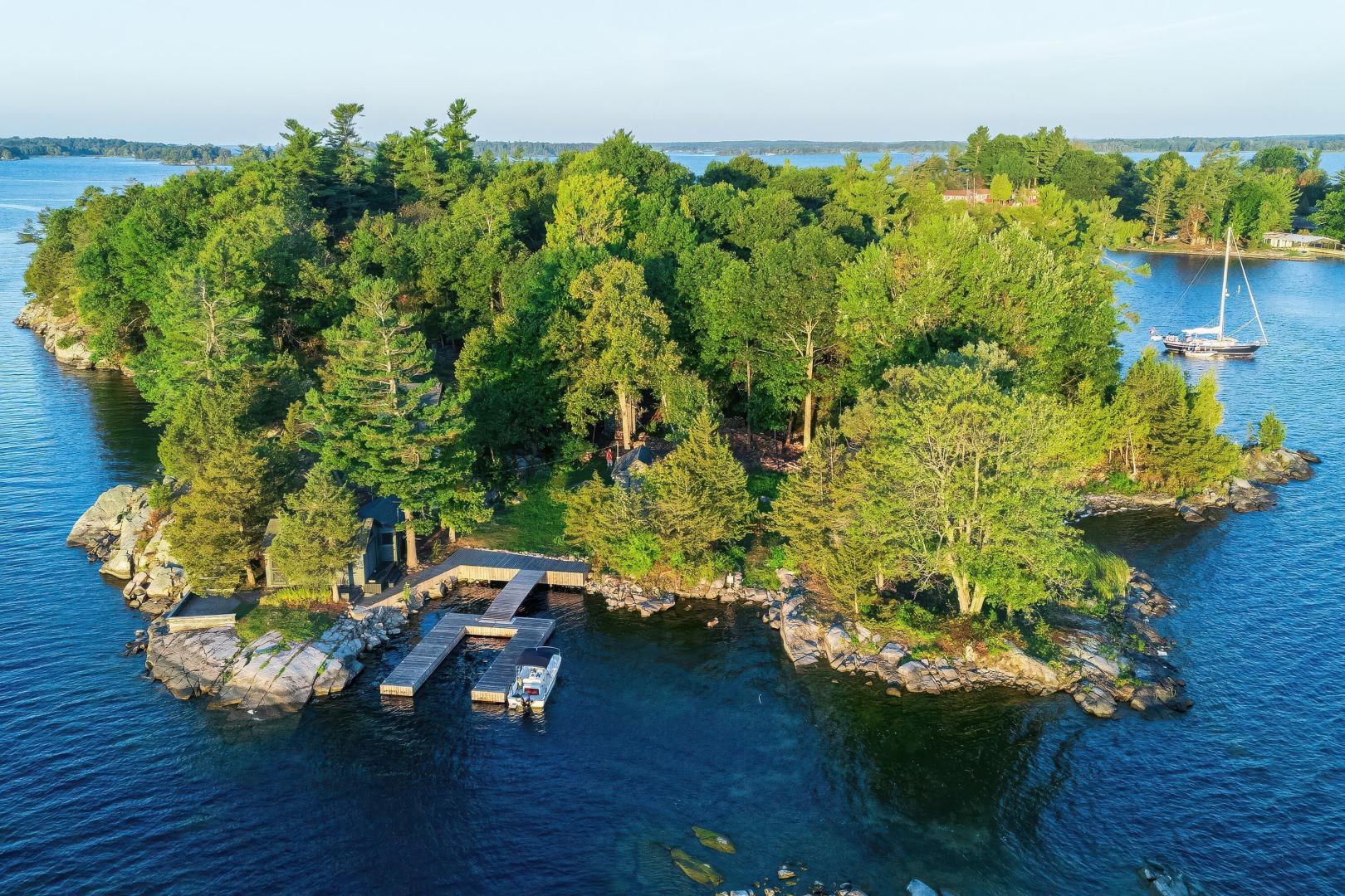 Dumfounder Island – Private island in Eastern Ontario, Ontario, Canada