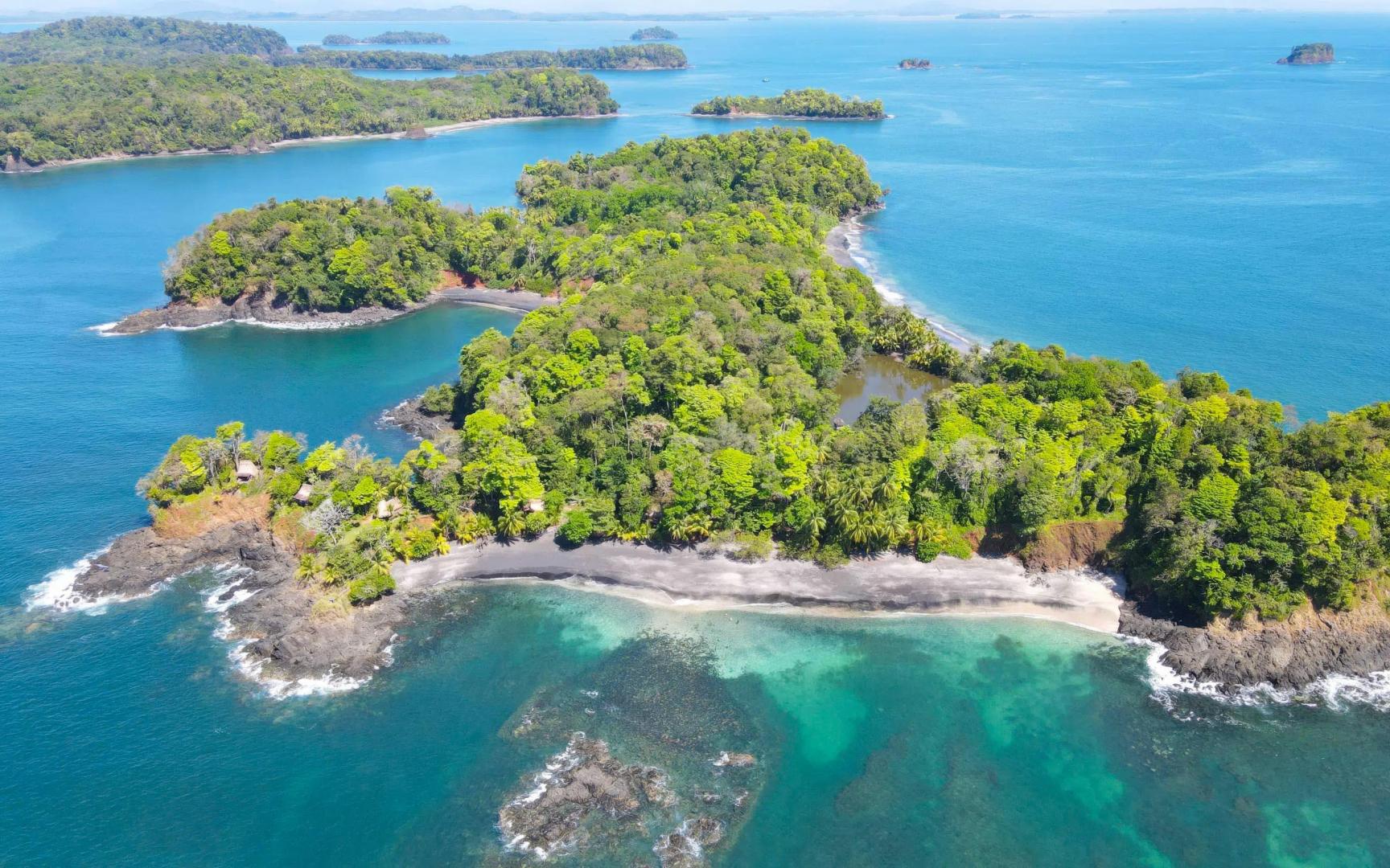 Gulf of Chiriquí Private Island Package – Private island in Panama, Central America